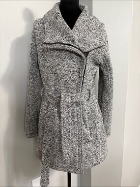 Steve Madden Gray Textured Wrap Trench Coat with Belt